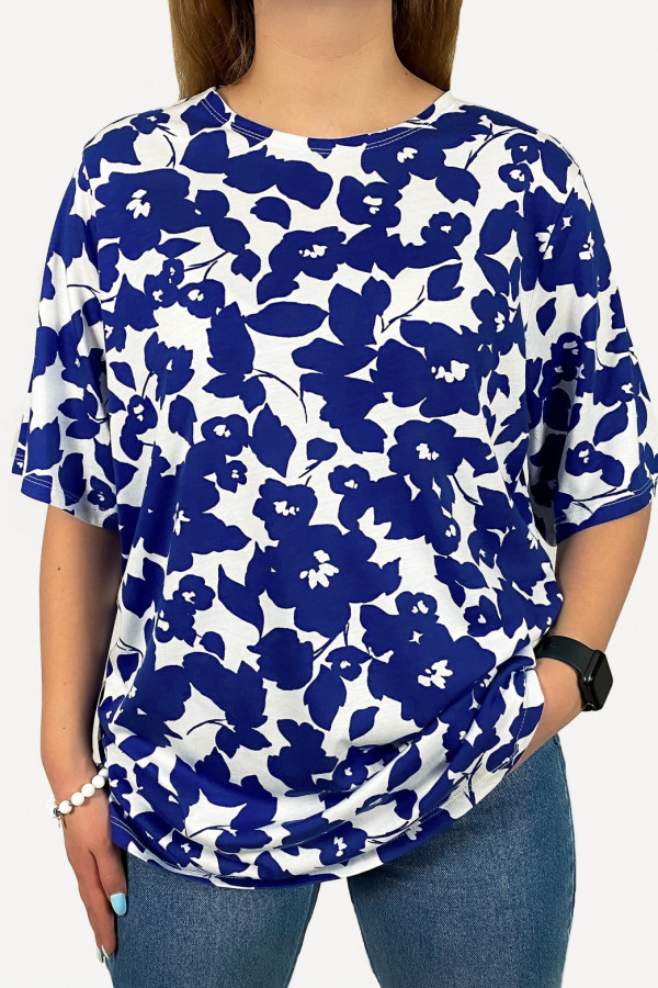 Bluzka damska plus size wzór kwiaty blue Blanca