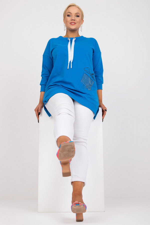 Bluza damska plus size w kolorze niebieskim kieszeń dżety rękaw 3/4 1