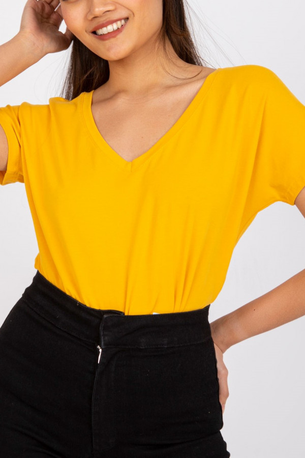 Bluzka damska w kolorze jasno pomarańczowym t-shirt basic dekolt w serek v-neck luna