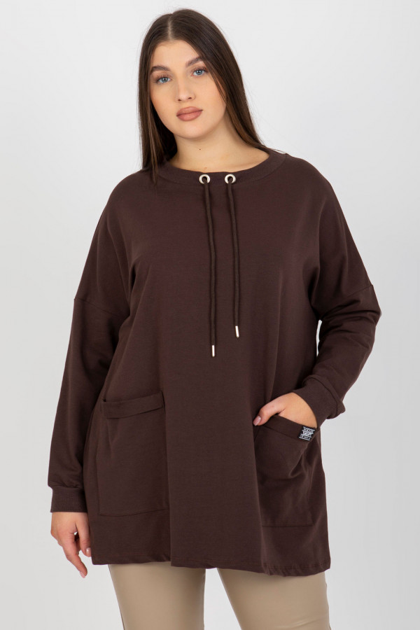 Bluza damska plus size w kolorze czekoladowym naszyte kieszenie Sami 2