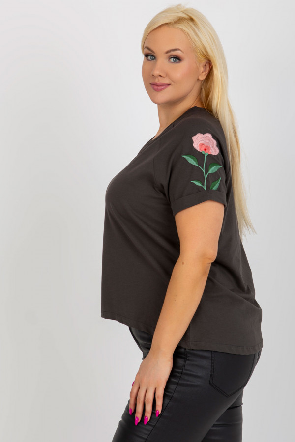 Bluzka plus size w kolorze khaki dekolt serek haft kwiat 2