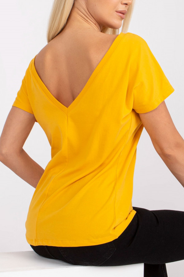 Bluzka damska w kolorze żółtym basic dekolt na plecach w serek v-neck caro