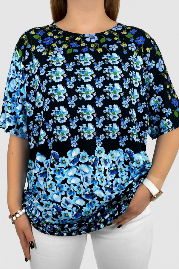 Bluzka damska plus size wzór print niebieskie kwiaty Blanca