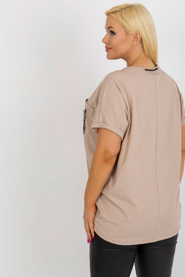 Bluzka dresowa plus size w kolorze beżowym dłuższy tył kieszeń 4