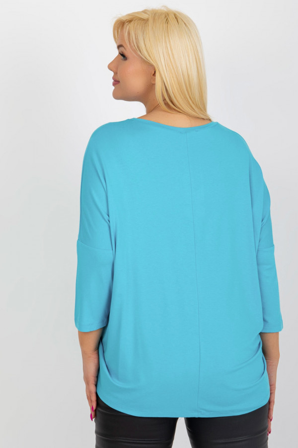 Bluzka damska plus size w kolorze niebieskim oversize w serek Alita 4