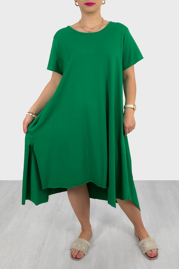 Asymetryczna sukienka plus size w kolorze zielonym długie boki kieszenie Lissa