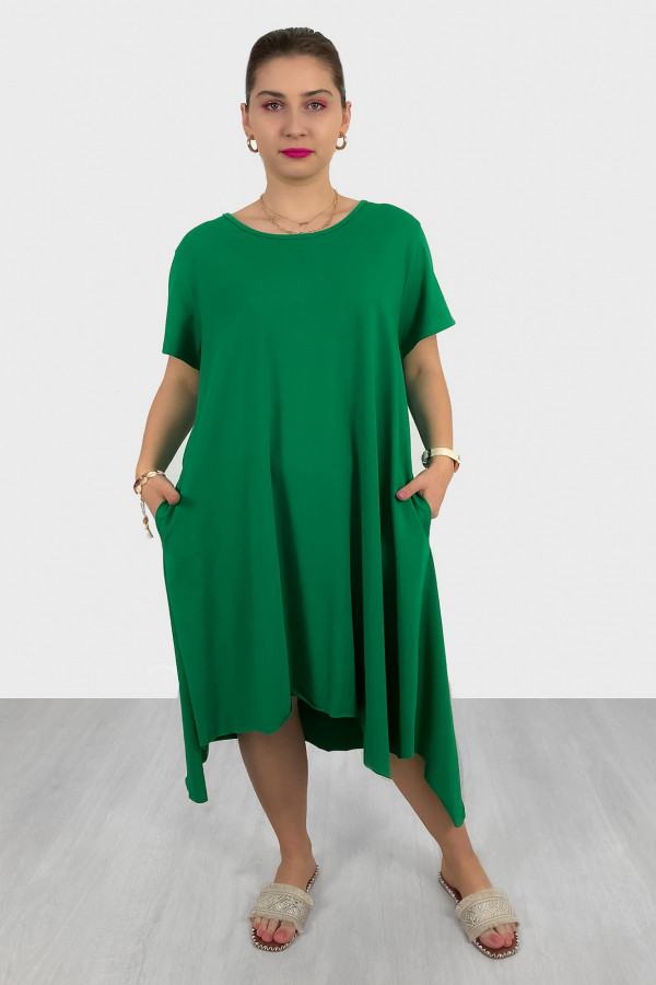 Asymetryczna sukienka plus size w kolorze zielonym długie boki kieszenie Lissa 2