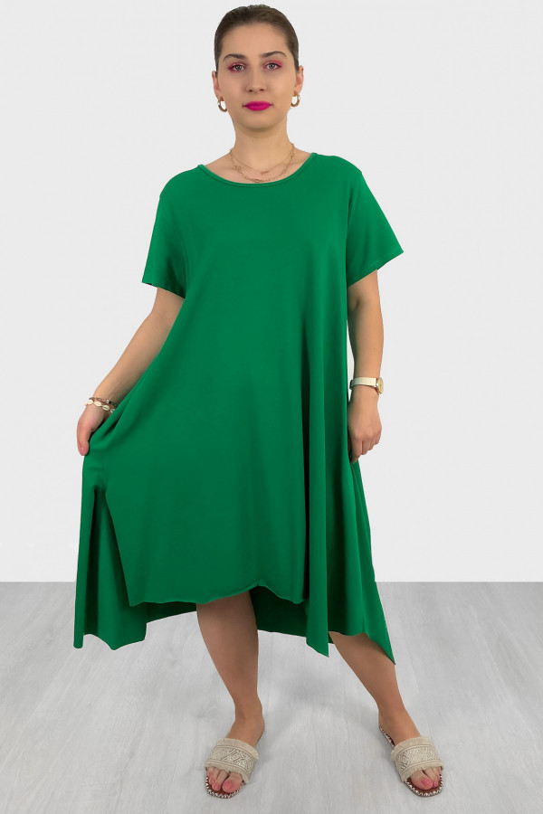 Asymetryczna sukienka plus size w kolorze zielonym długie boki kieszenie Lissa 1