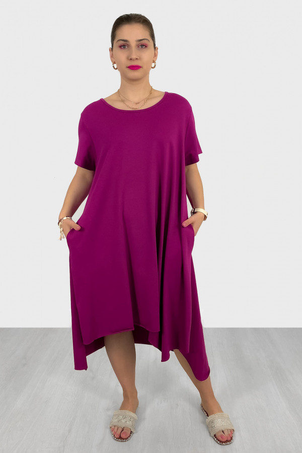 Asymetryczna sukienka plus size w kolorze magenta długie boki kieszenie Lissa 1