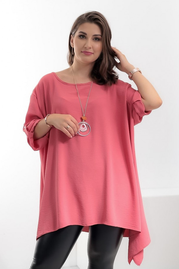Asymetryczna tunika plus size w kolorze indyjskiego różu długie boki rogi naszyjnik Monica 1