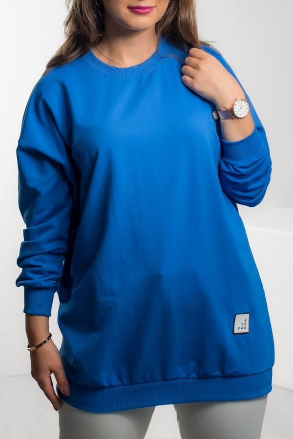 Bluza dresowa w kolorze niebieskim z naszywką Roxane