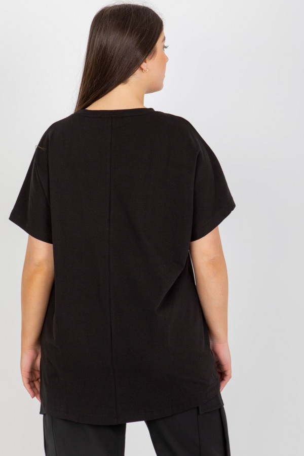 Wygodna bluzka damska plus size w kolorze czarnym dłuższy tył krótki rękaw Doni 3