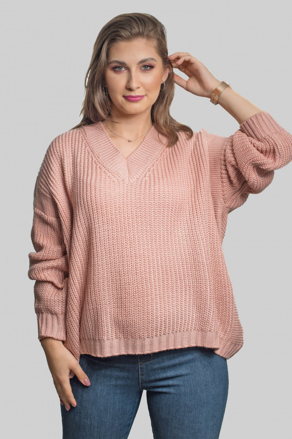 Sweter damski oversize w kolorze pudrowym dekolt w serek V Susan 1