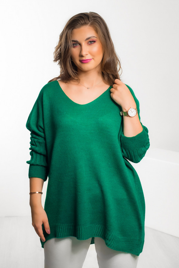 Duży oversize sweter damski w kolorze zielonym dekolt V rękaw ściągacz Maren 1