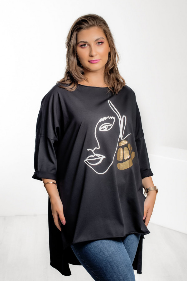 Bluzka damska oversize w kolorze czarnym dłuższy tył rękaw 3/4 woman face 1