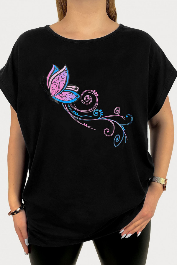 T-shirt damski plus size w kolorze czarnym print motyl butterfly