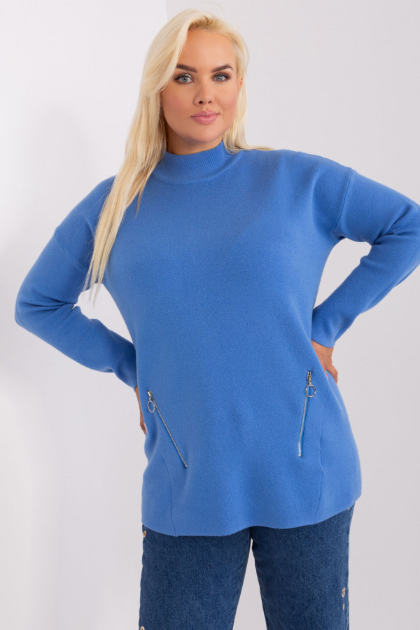 Sweter plus size w kolorze niebieskim z półgolfem zamki Hirni 2