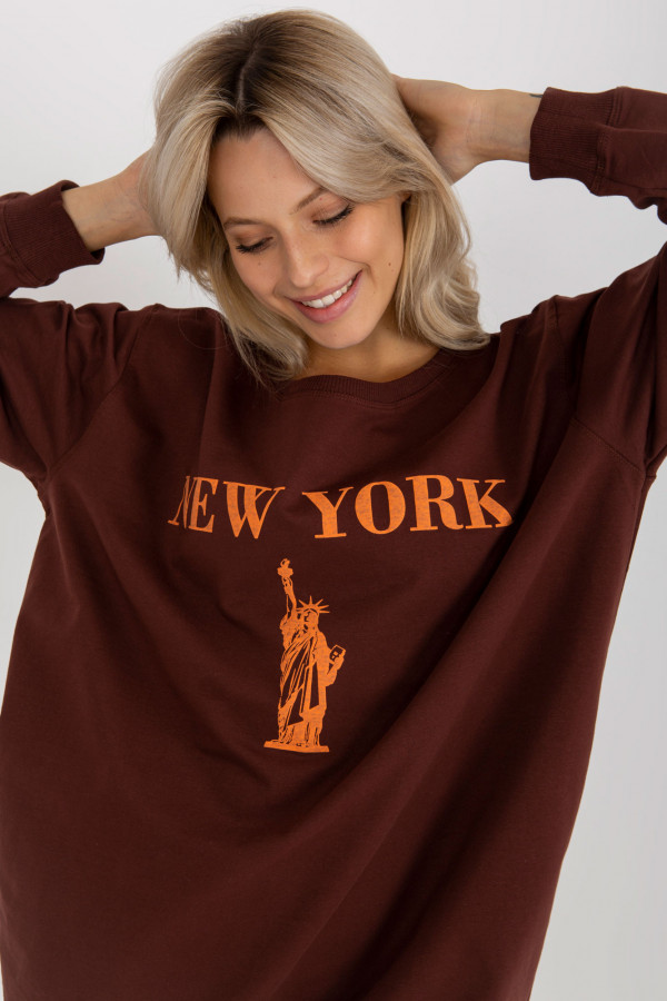 Tunika dresowa bluza w kolorze ciemnego brązu napis New York 1