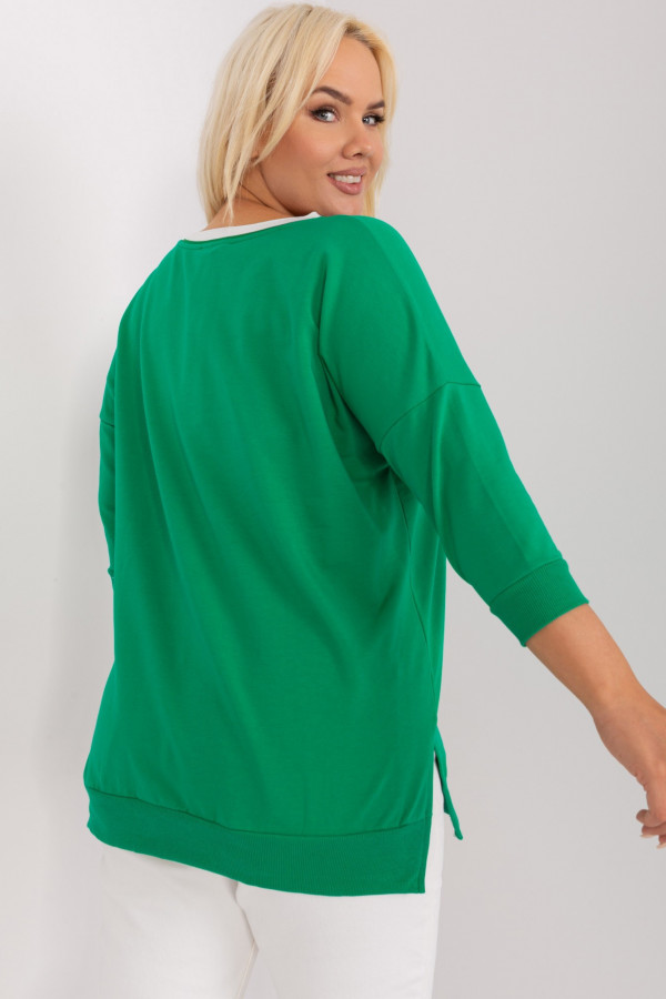 Bluza damska plus size w kolorze zielonym dekolt V rękaw 3/4 Namita 4