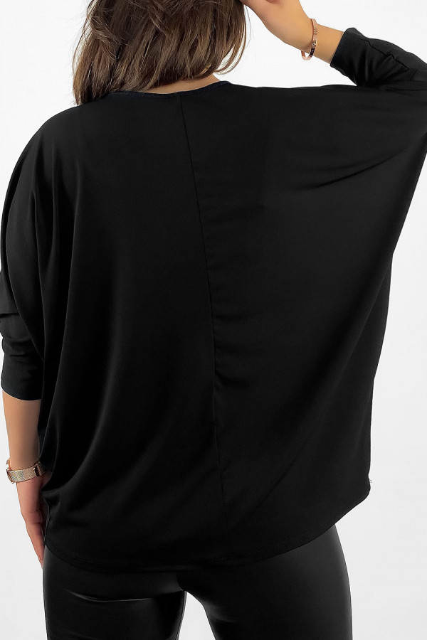 Lekka bluzka plus size w kolorze czarnym nietoperz oversize z naszyjnikiem rękaw 3/4 Freya 2