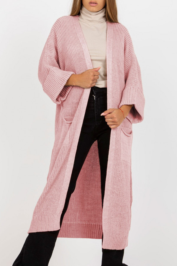 Maxi kardigan długi sweter damski w kolorze pudrowym z kieszeniami luźna narzutka Serim