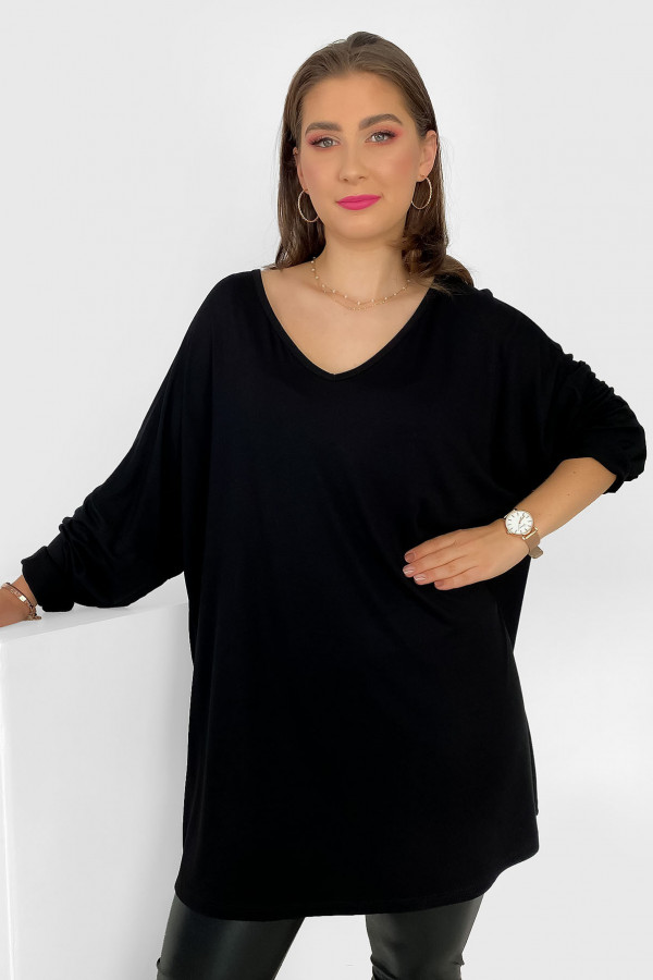 Mega oversize tunika bluzka damska plus size z wiskozy w kolorze czarnym v-neck Gwen 1