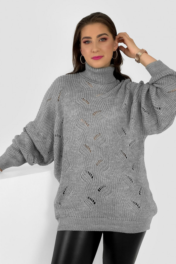 Lekki sweterek oversize damski plus size w kolorze szarym golf wzór ażur Temo 3