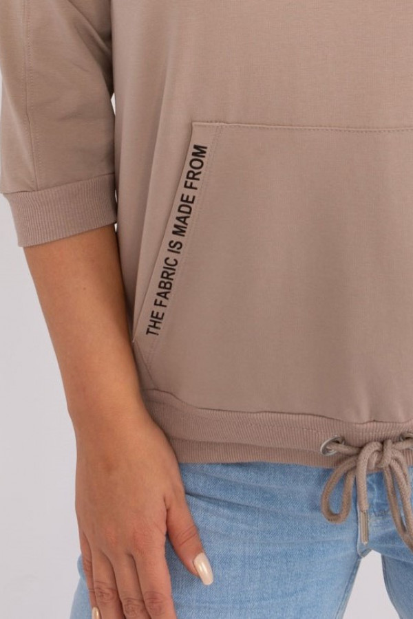 Bluzka damska plus size w kolorze beżowym wiązana duża kieszeń napisy Dale 6