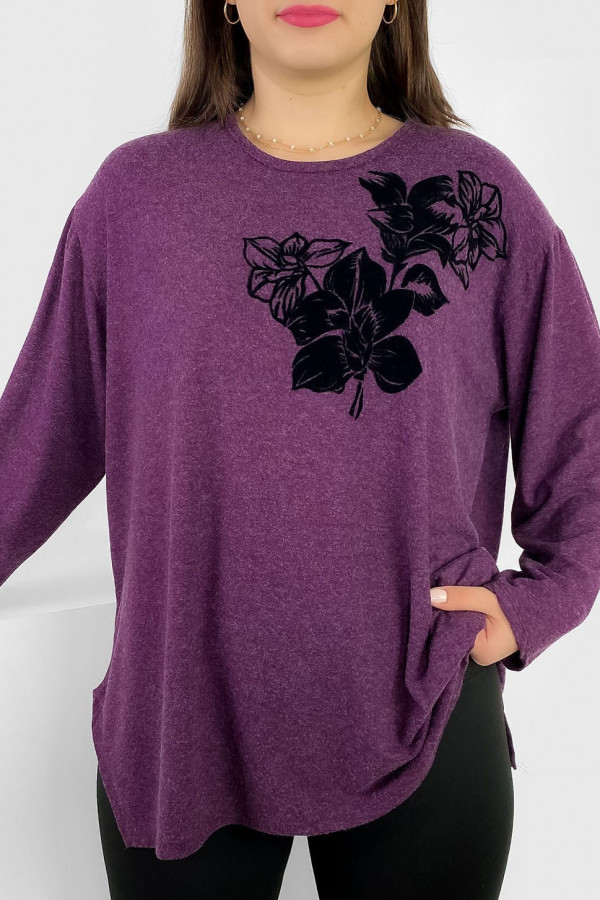 Lekka milutka bluzka plus size w kolorze fioletowym melanż rozcięcia kwiaty Reggy