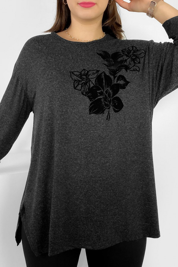 Lekka milutka bluzka plus size w kolorze czarnym melanż rozcięcia kwiaty Reggy