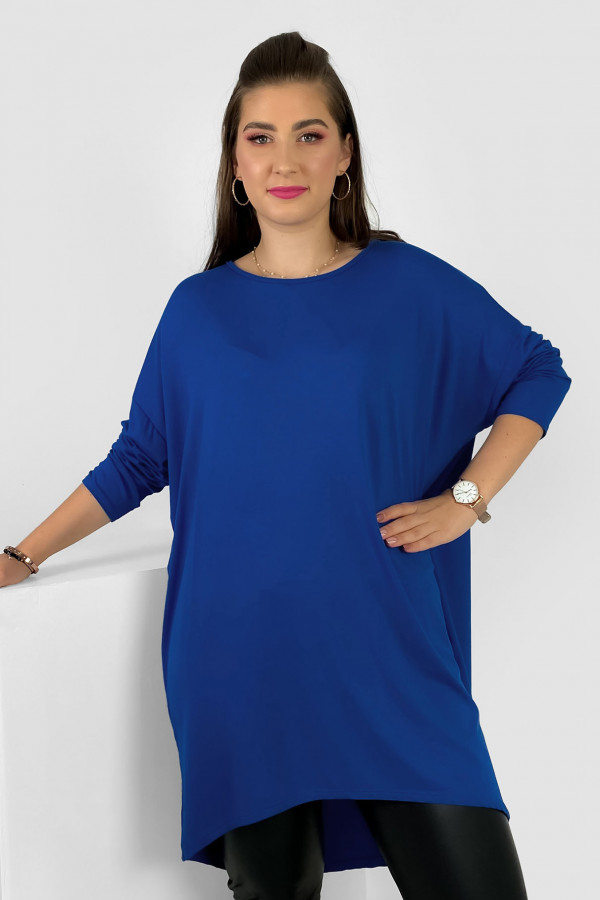 Luźna tunika bluzka damska z wiskozy w kolorze kobaltowym oversize dłuższy tył Halsey 1