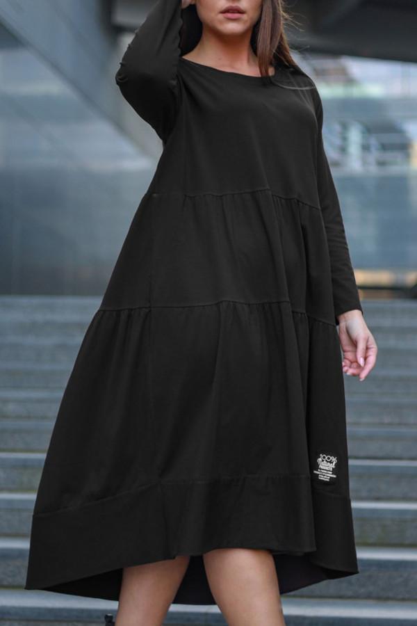 Sukienka plus size w kolorze czarnym z 3/4 rękawem falbany Buzz
