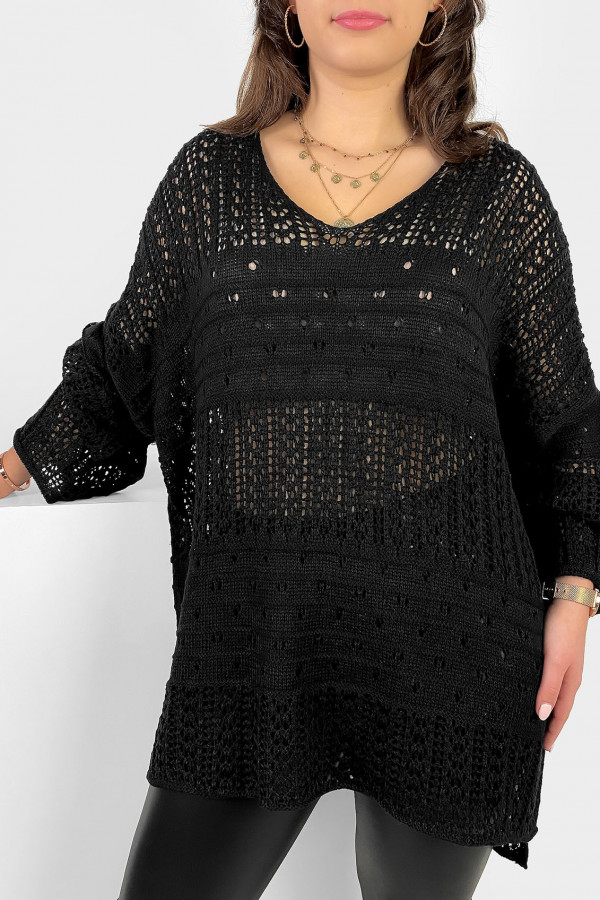 Duży ażurowy sweter damski oversize w kolorze czarnym rozcięcie dłuższy tył Levi 1