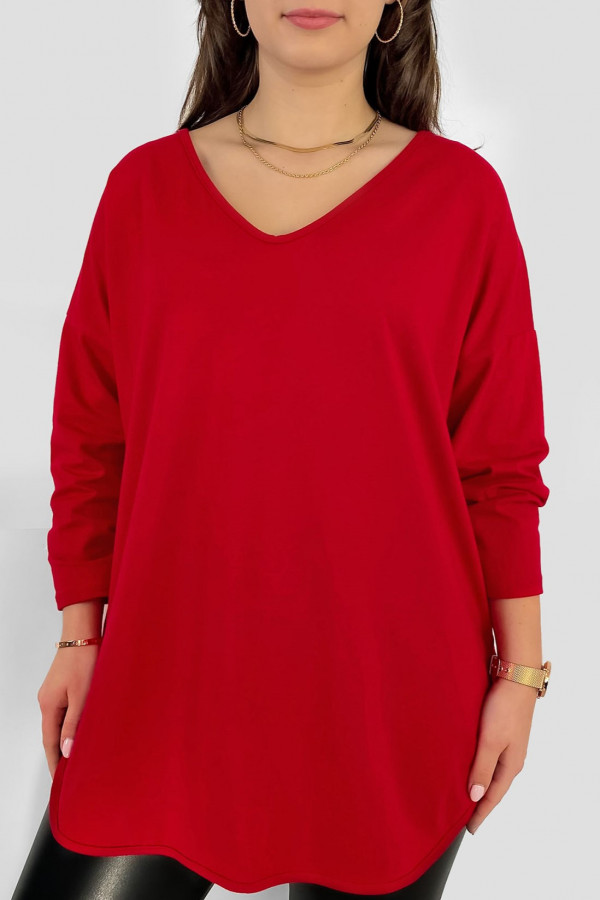 Casualowa damska bluzka w kolorze czerwonym dłuższy tył dekolt v serek Chandi