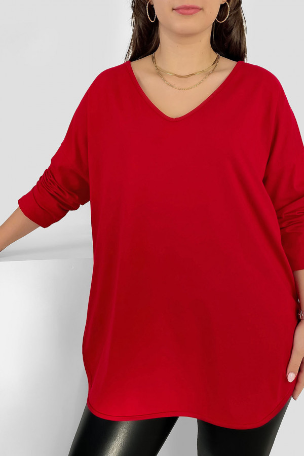 Casualowa damska bluzka w kolorze czerwonym dłuższy tył dekolt v serek Chandi 2