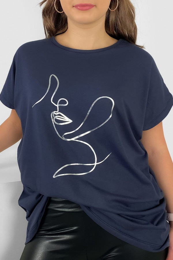 Nietoperz T-shirt damski plus size w kolorze grafitowego granatu srebrny line art woman