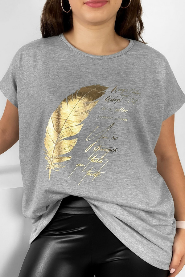 Nietoperz T-shirt damski plus size w kolorze szarym melanż gold print piórko