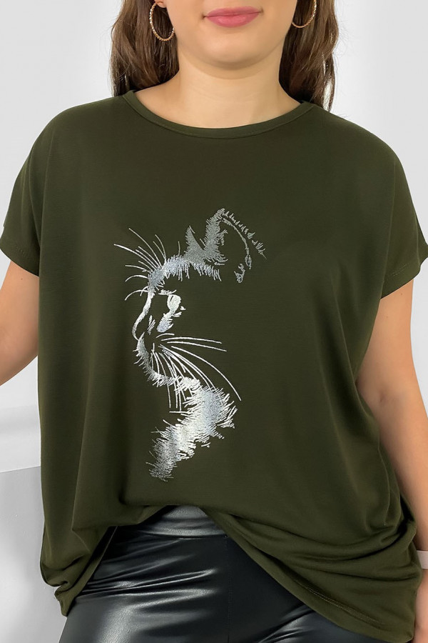 Nietoperz T-shirt damski plus size w kolorze dark khaki srebrny print zarys kot
