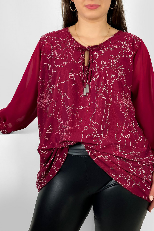 Szykowna elegancka bluzka sznurowany dekolt w kolorze bordowym szyfonowe rękawy błyszczący motyw Lori 1