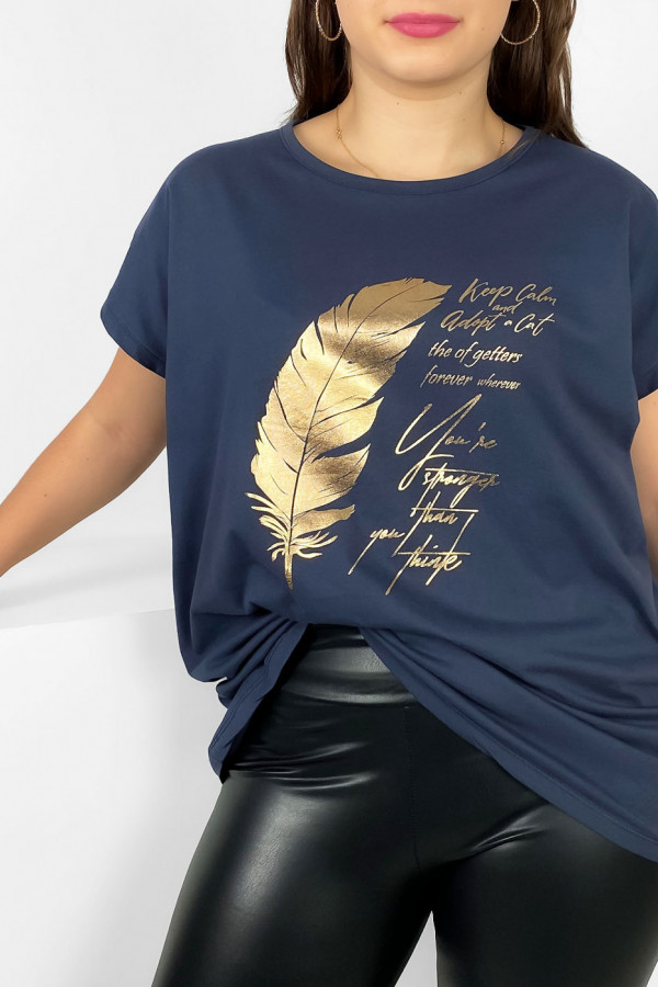 Nietoperz T-shirt damski plus size w kolorze grafitowego granatu gold print piórko 1