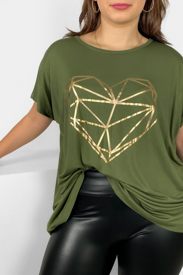 Nietoperz T-shirt damski plus size w kolorze oliwkowym geometryczne serce 1