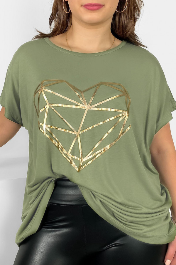 Nietoperz T-shirt damski plus size w kolorze pistacjowym geometryczne serce