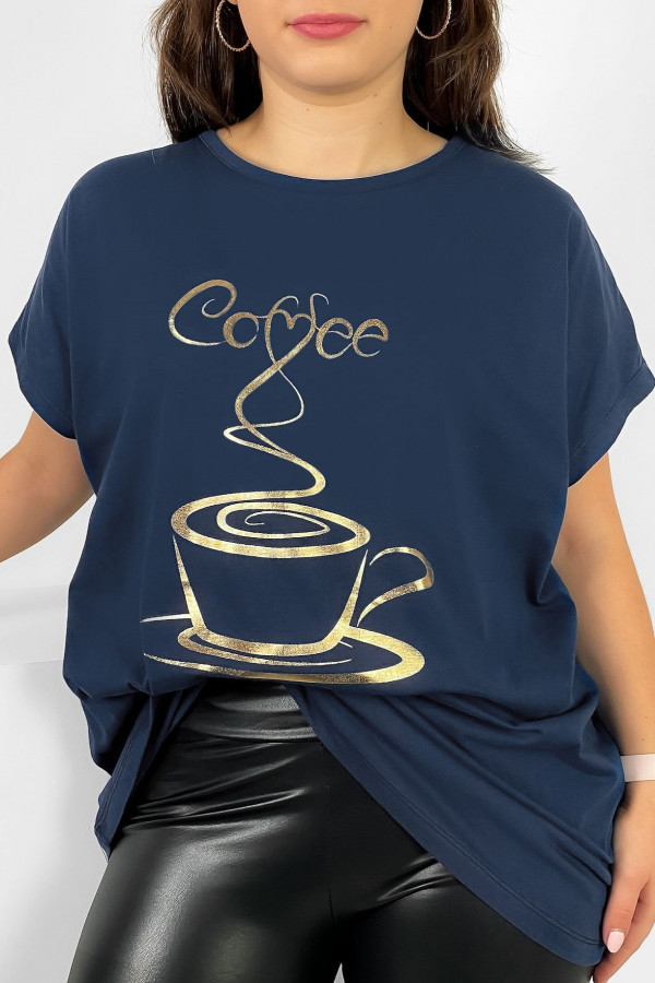 Nietoperz T-shirt damski plus size w kolorze grafitowego granatu złoty print coffee cup