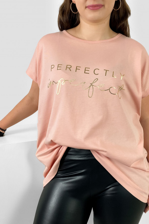 Nietoperz T-shirt damski plus size w kolorze łososiowym złoty print perfectly imperfect 1