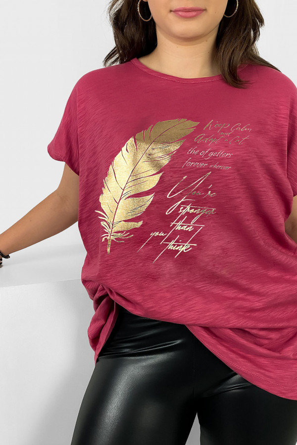 Nietoperz T-shirt damski plus size w kolorze truskawkowym gold print piórko 1