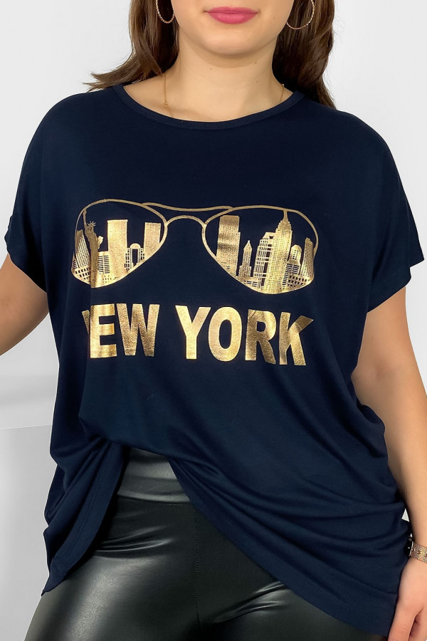 Nietoperz T-shirt damski plus size w kolorze dark navy złoty print okulary New York