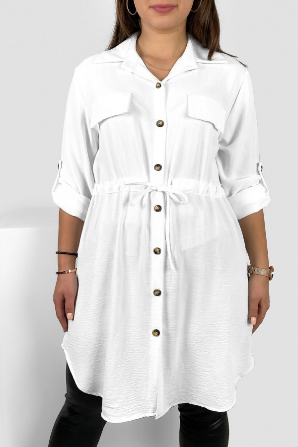 Długa koszula tunika w kolorze białym z podpinanym rękawem wiązanie w pasie Ruka 2