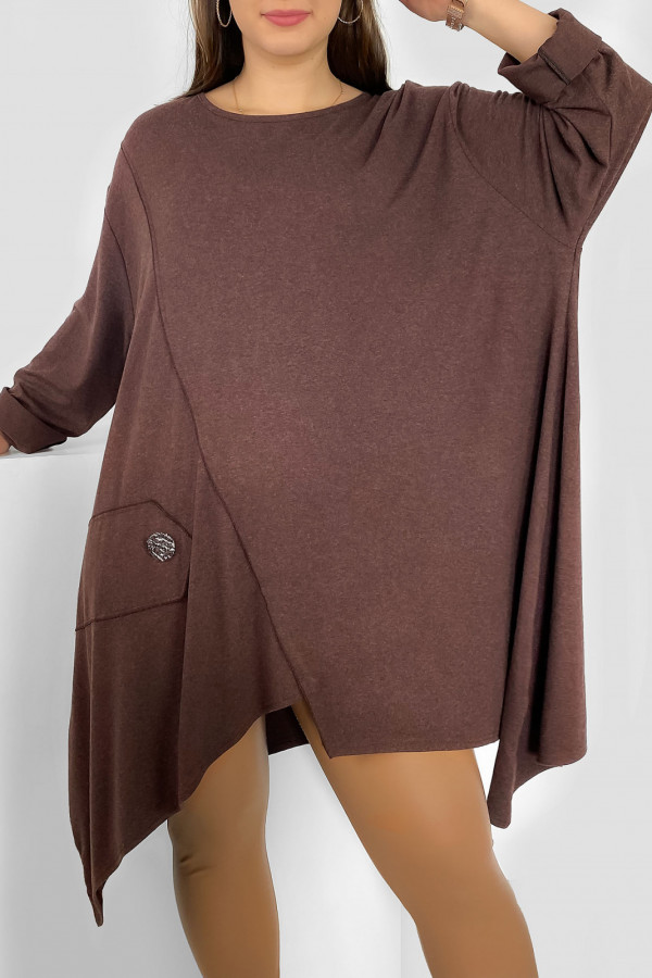 Duża asymetryczna tunika damska w kolorze brązowym boki rogi ozdobny guzik Mandy 1
