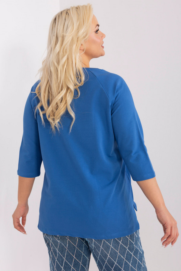 Bluzka damska plus size w kolorze niebieskim rozcięcia z rękawem 3/4 Dilzy 4