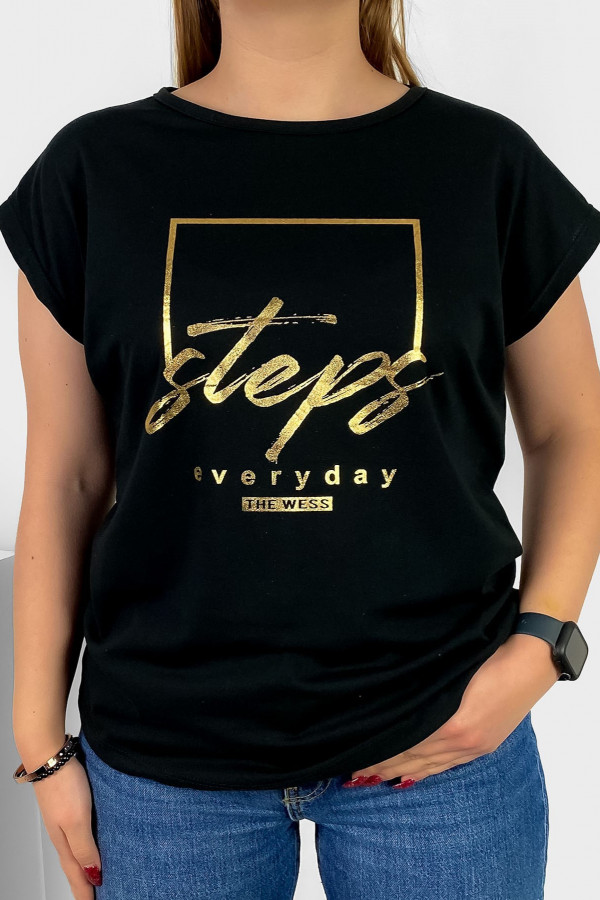 T-shirt damski nietoperz w kolorze czarnym złoty print Steps